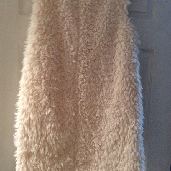 Boho People Long Faux Fur Vest SZ M NEW - Picture 5 of 6